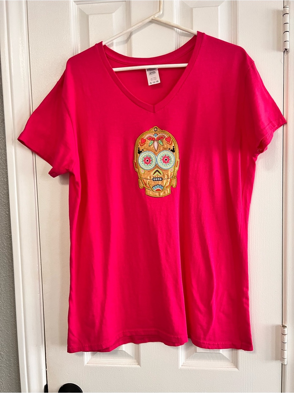 Star Wars C-3PO Sugar Skull Pink V-Neck Shirt Women's 2XL Gildan Heavy Cotton